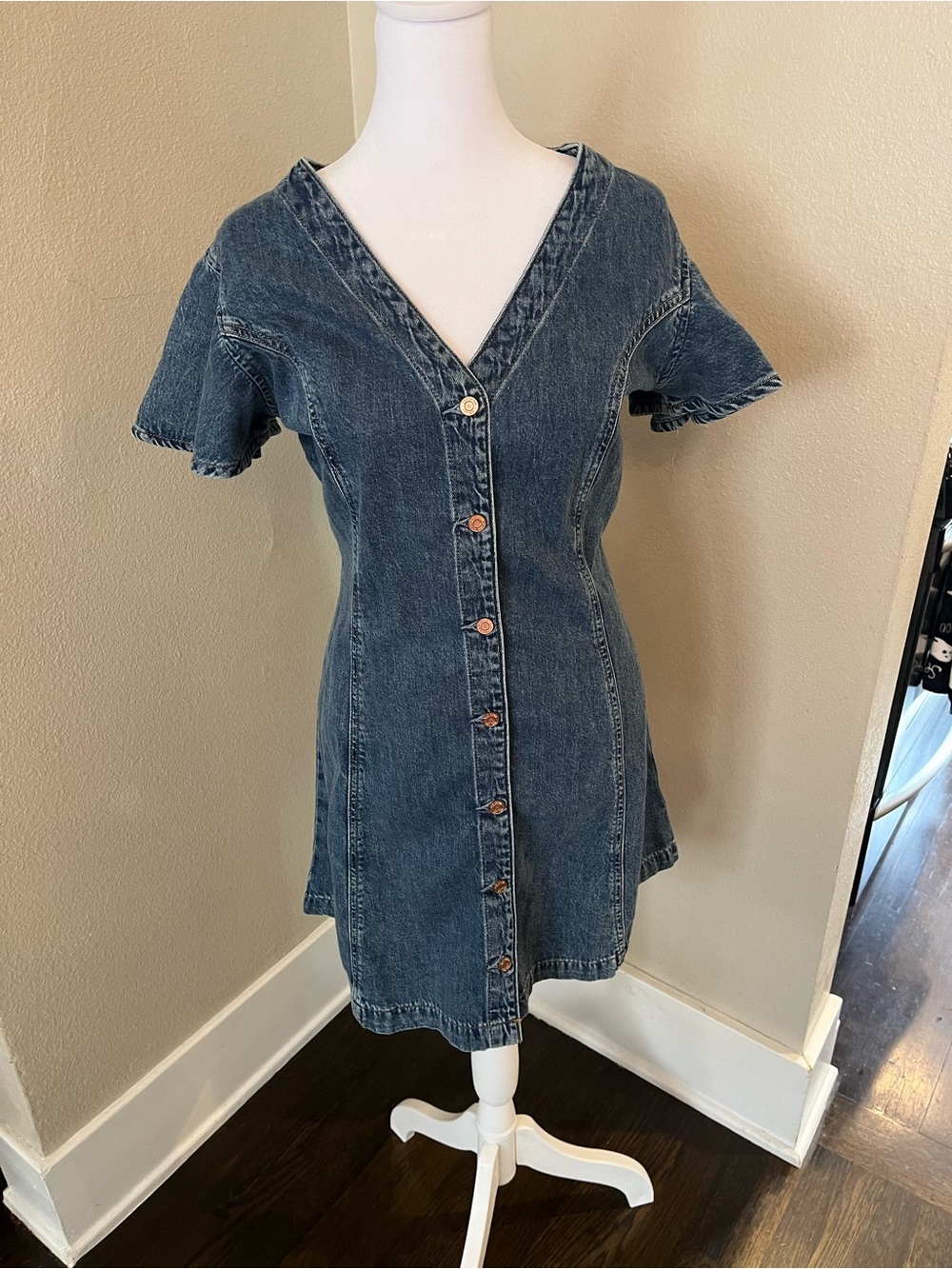 GAP Washed Blue Denim Button-Front V-Neck Dress